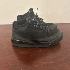 black cat jordan 3s size 2y pre owned